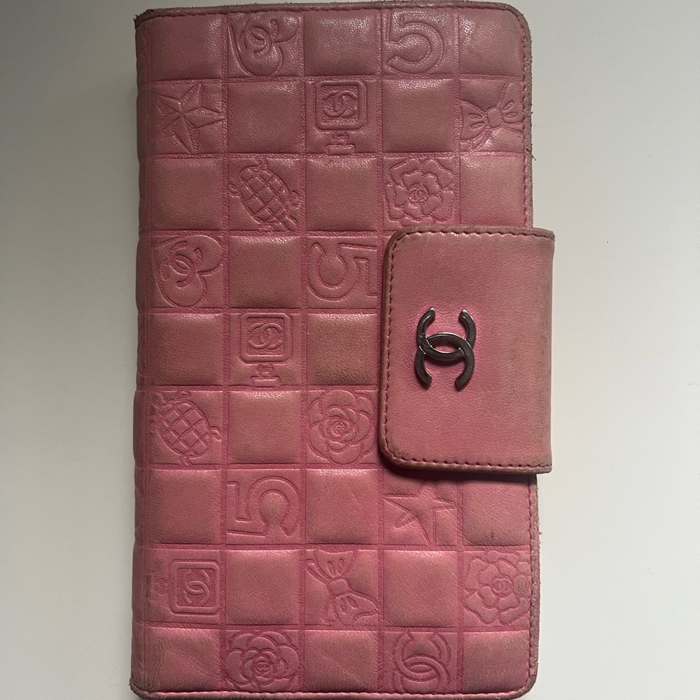 Chanel Icon Line Long Kisslock Wallet